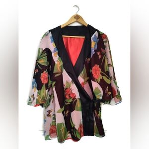 HOT IN HOLLYWOOD Gorgeous Colorful Kimono Wrap Lined Top Size L/XL